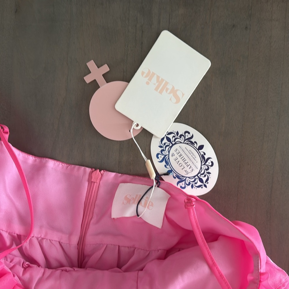 NWT Selkie cali rose dress - Picture 6 of 7